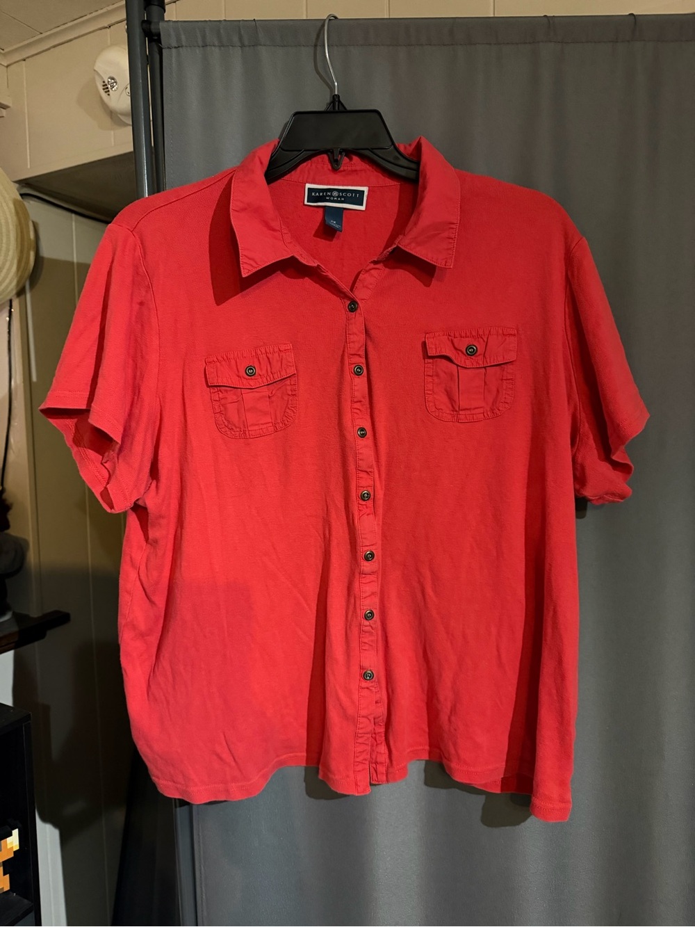 Karen Scott Women’s Red Short-Sleeve Button-Down Shirt with Chest Pockets